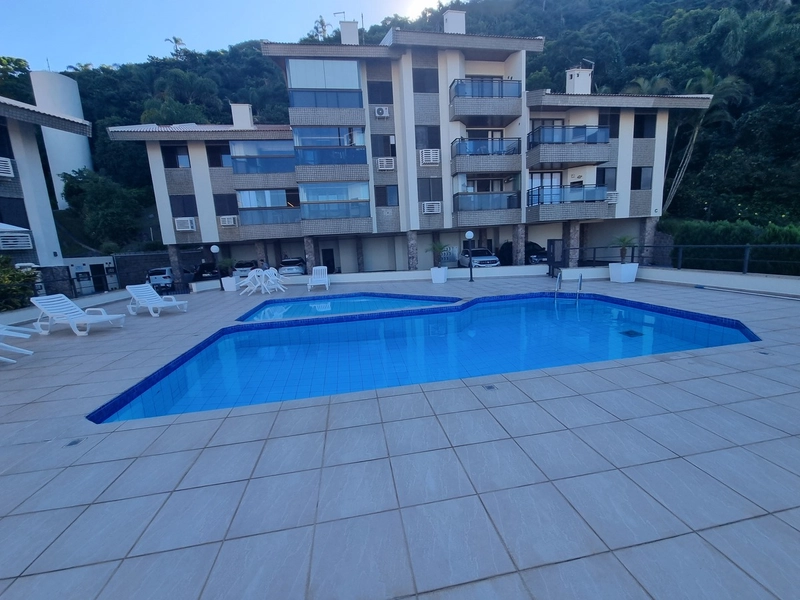 Apartamento mobiliado na Praia Brava, com 2 quartos e 2 vg: 25ª foto da galeria de imagens do imóvel