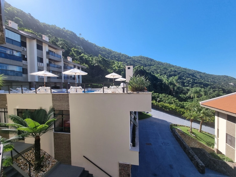 Apartamento mobiliado na Praia Brava, com 2 quartos e 2 vg: 9ª foto da galeria de imagens do imóvel