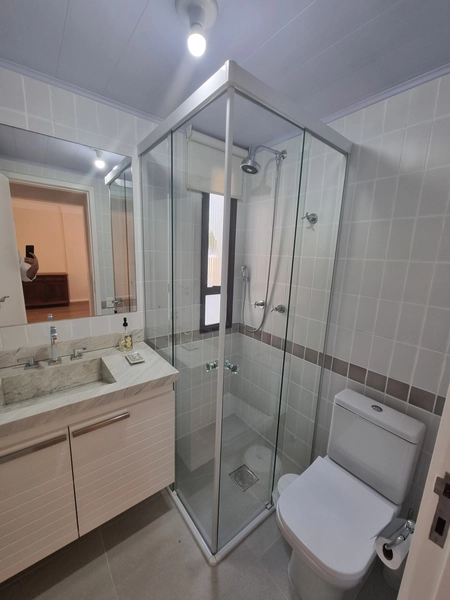 Apartamento mobiliado na Praia Brava, com 2 quartos e 2 vg: 23ª foto da galeria de imagens do imóvel