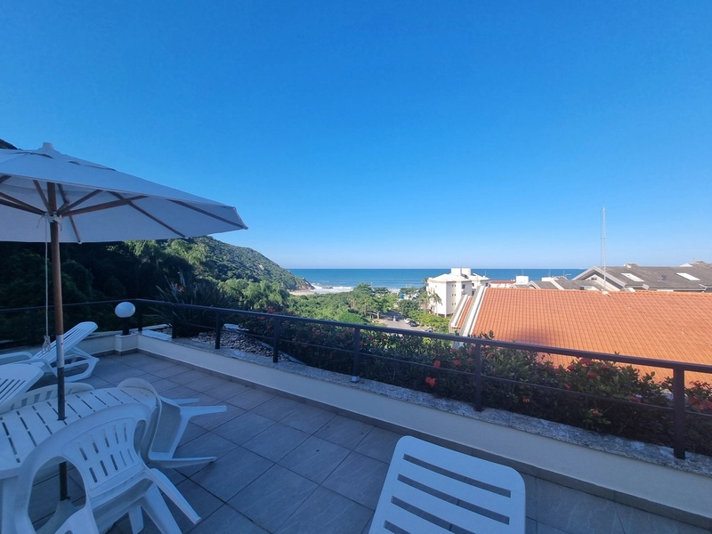 Apartamento mobiliado na Praia Brava, com 2 quartos e 2 vg: 26ª foto da galeria de imagens do imóvel