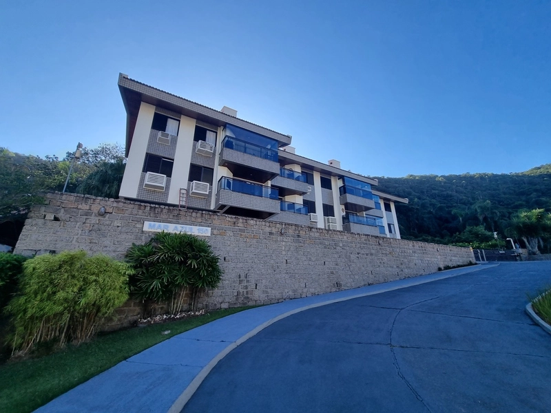 Apartamento mobiliado na Praia Brava, com 2 quartos e 2 vg: 35ª foto da galeria de imagens do imóvel