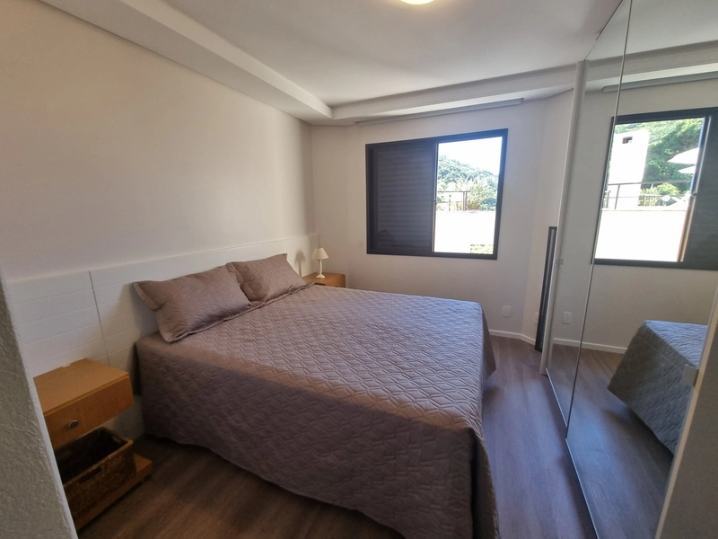 Apartamento mobiliado na Praia Brava, com 2 quartos e 2 vg: 15ª foto da galeria de imagens do imóvel