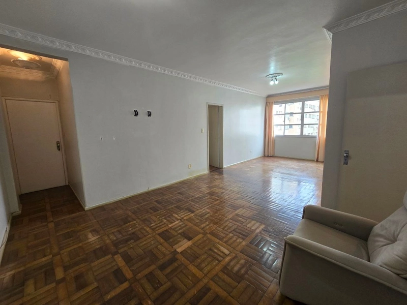 Excelente localização próximo ao Colégio Catarinense: 2ª foto da galeria de imagens do imóvel