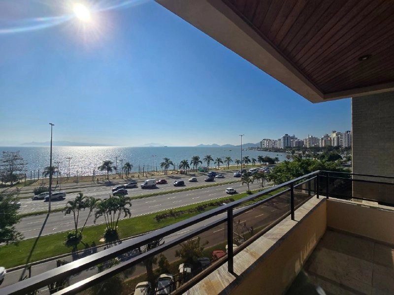 Apartamento na Beira Mar com 4 quartos sendo 2 suítes e 2 vg livres: 9ª foto da galeria de imagens do imóvel