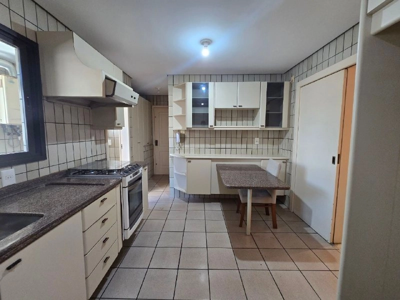 Apartamento na Beira Mar com 4 quartos sendo 2 suítes e 2 vg livres: 38ª foto da galeria de imagens do imóvel