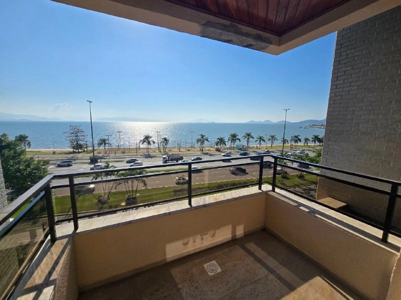 Apartamento na Beira Mar com 4 quartos sendo 2 suítes e 2 vg livres: 13ª foto da galeria de imagens do imóvel