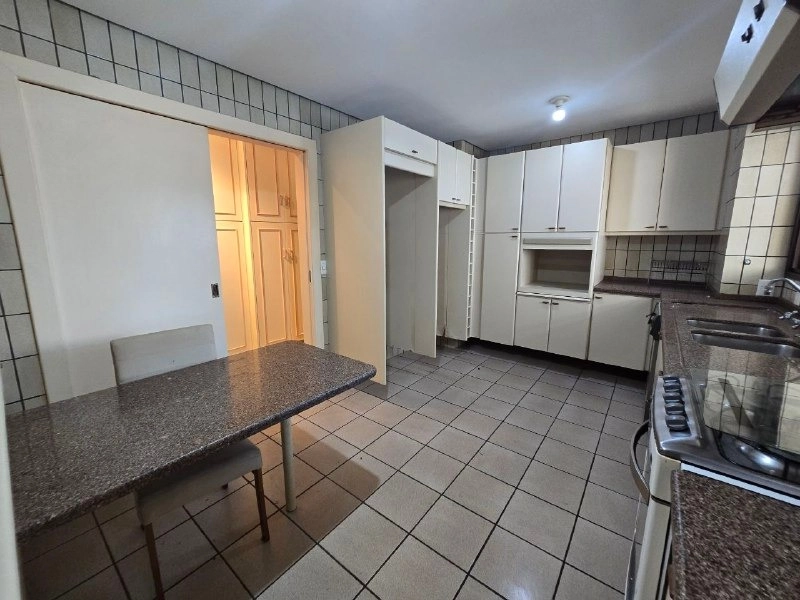 Apartamento na Beira Mar com 4 quartos sendo 2 suítes e 2 vg livres: 36ª foto da galeria de imagens do imóvel