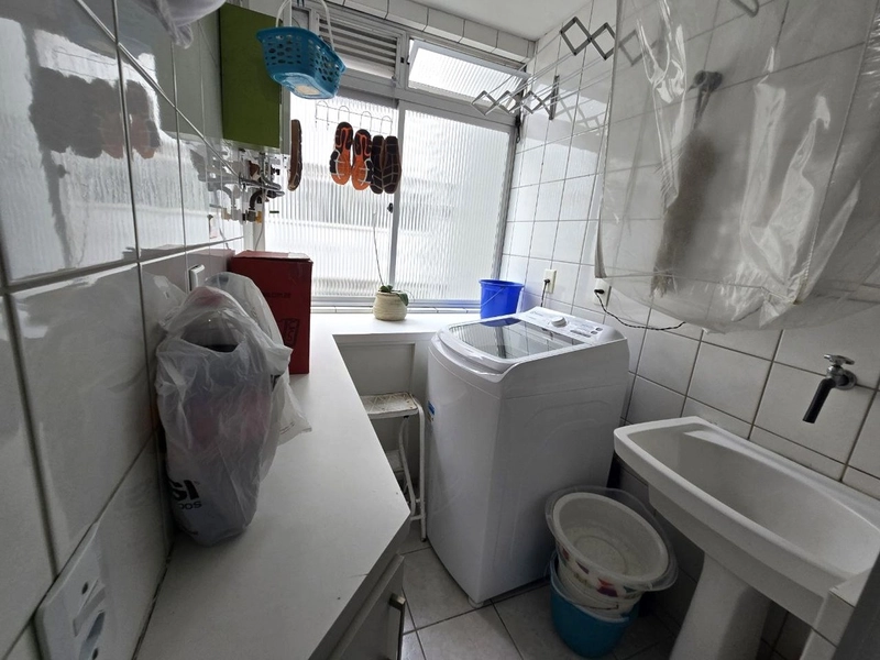 Apartamento em Coqueiros com 3 quartos sendo 1 suíte e 1 vg livre: 38ª foto da galeria de imagens do imóvel