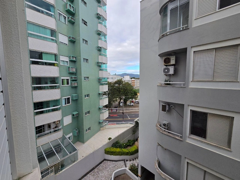 Apartamento em Coqueiros com 3 quartos sendo 1 suíte e 1 vg livre: 22ª foto da galeria de imagens do imóvel