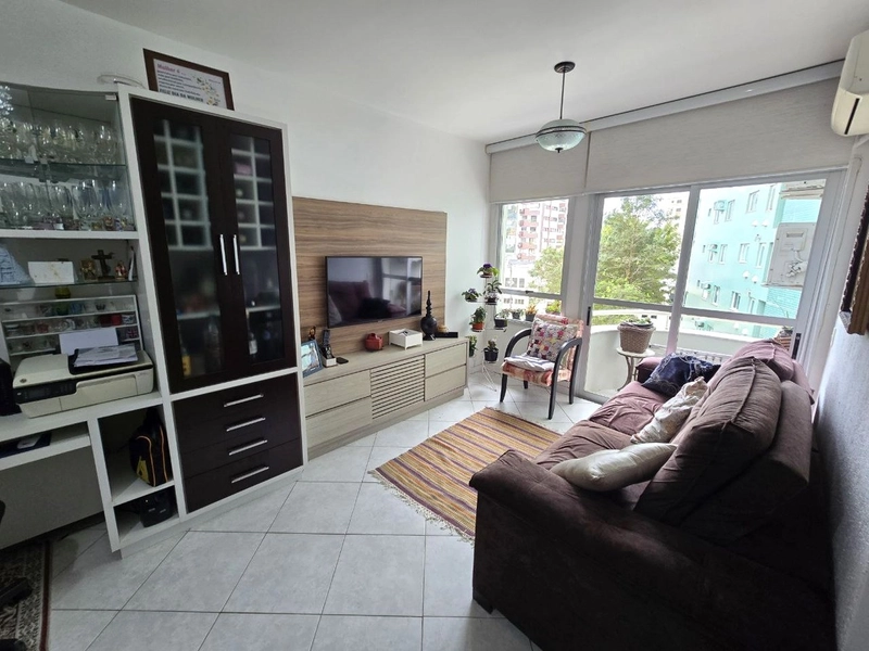 Apartamento em Coqueiros com 3 quartos sendo 1 suíte e 1 vg livre: 4ª foto da galeria de imagens do imóvel