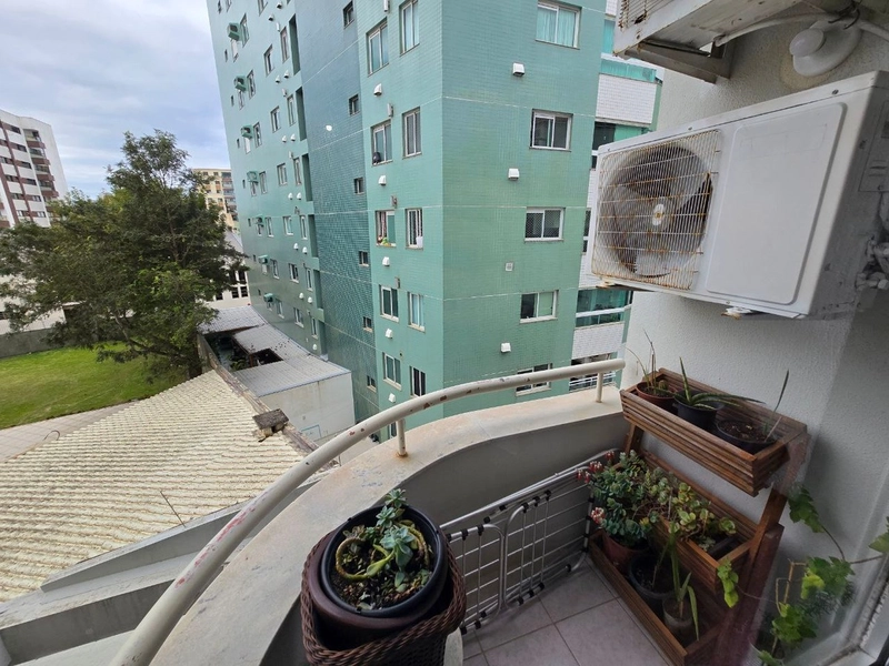 Apartamento em Coqueiros com 3 quartos sendo 1 suíte e 1 vg livre: 9ª foto da galeria de imagens do imóvel