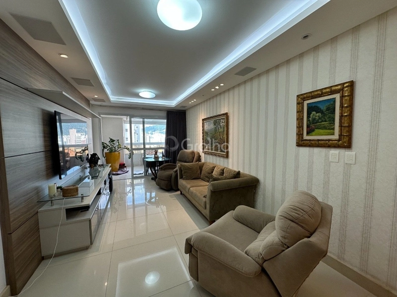 Apartamento com 3 suítes no Centro: 2ª foto da galeria de imagens do imóvel