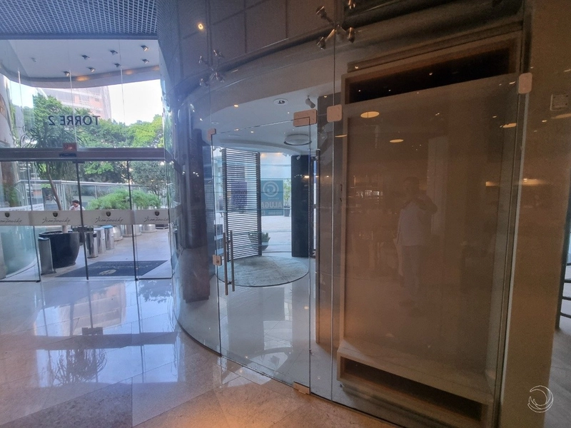 Excelente loja comercial na Avenida Trompowsky com vaga de garagem: 23ª foto da galeria de imagens do imóvel