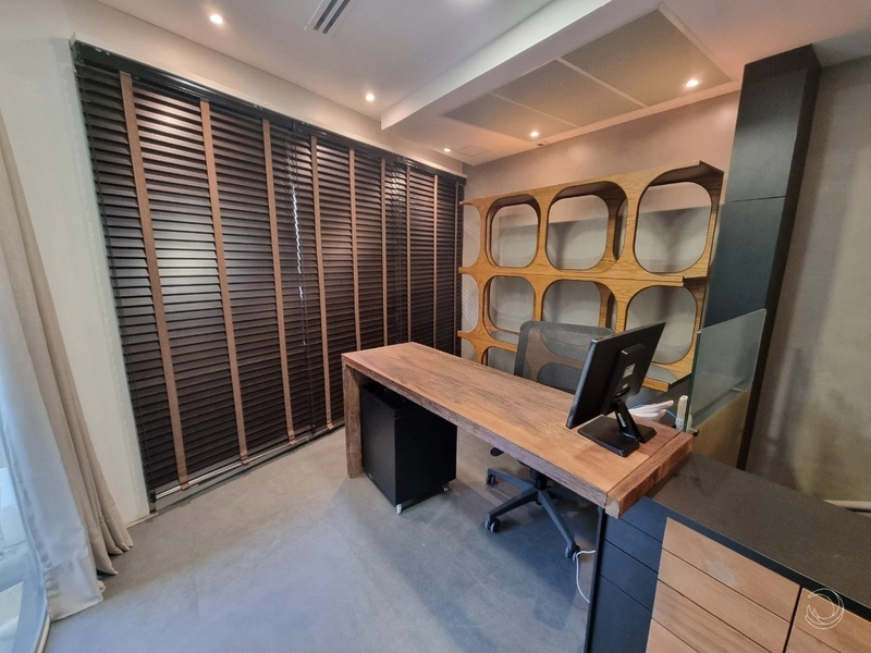 Excelente loja comercial na Avenida Trompowsky com vaga de garagem: 12ª foto da galeria de imagens do imóvel