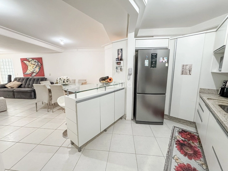 Apartamento com 3 quartos sendo 1 suíte e 2 vagas de garagem: 8ª foto da galeria de imagens do imóvel