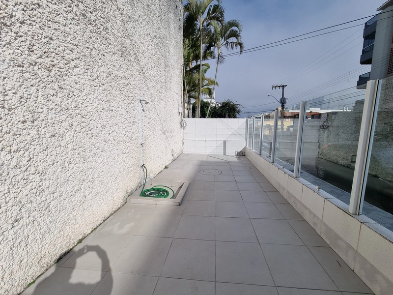 Apartamento com 2 dormitórios próximo a praia de Canasvieiras: 28ª foto da galeria de imagens do imóvel