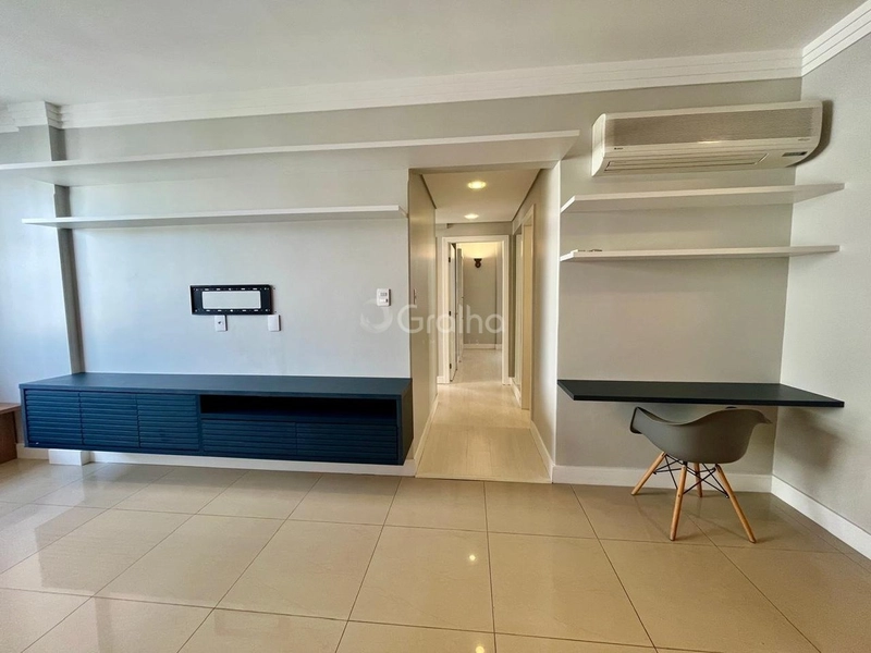 Apartamento com 3 quartos próximo Colégio Catarinense: 4ª foto da galeria de imagens do imóvel