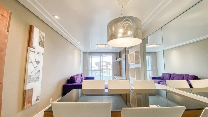 Apartamento com 2 quartos de 73 m² na Agronômica: 3ª foto da galeria de imagens do imóvel