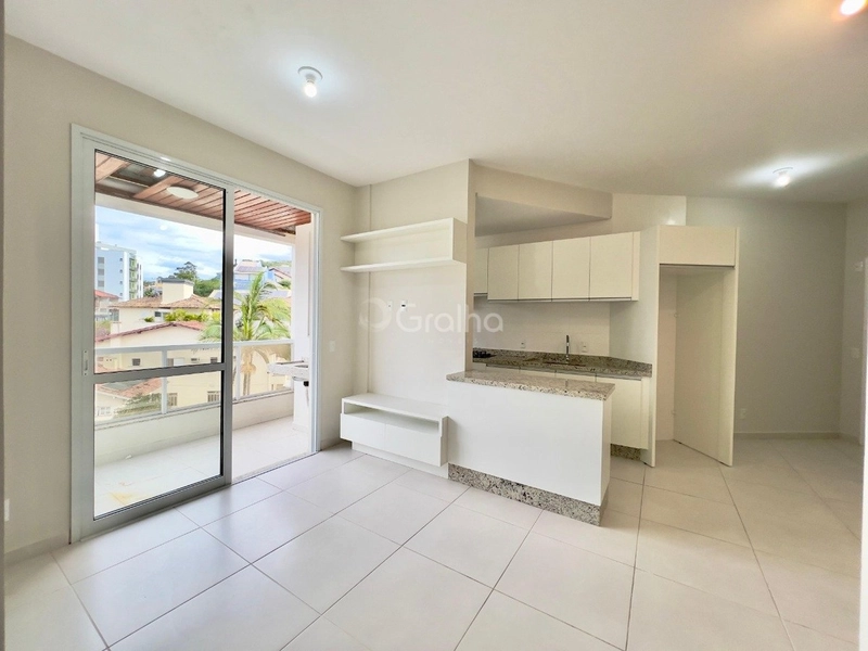 Apartamento com 2 quartos próximo à UFSC: 1ª foto da galeria de imagens do imóvel