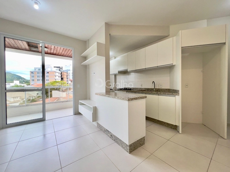 Apartamento com 2 quartos próximo à UFSC: 3ª foto da galeria de imagens do imóvel