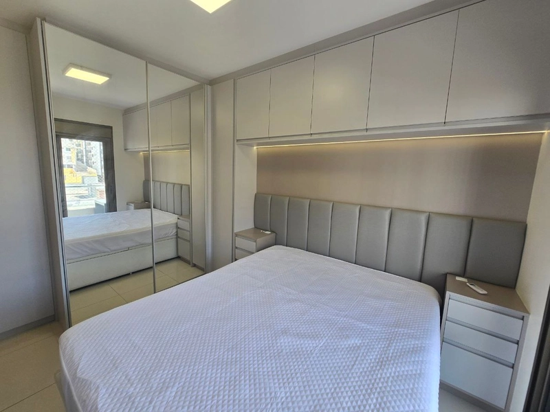 Apartamento mobiliado de 2 quartos e 2 vagas de garagem: 23ª foto da galeria de imagens do imóvel