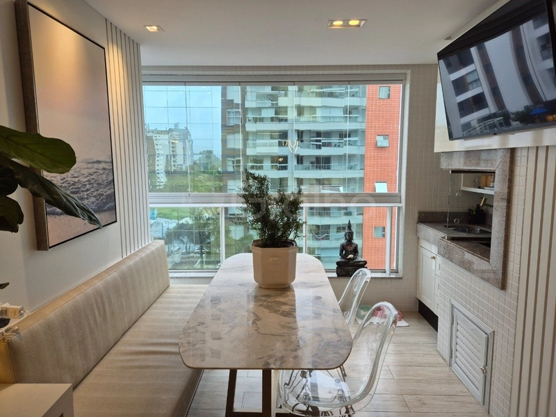 Lindo apartamento na Agronômica com 3 dormitórios e 2 vagas: 3ª foto da galeria de imagens do imóvel