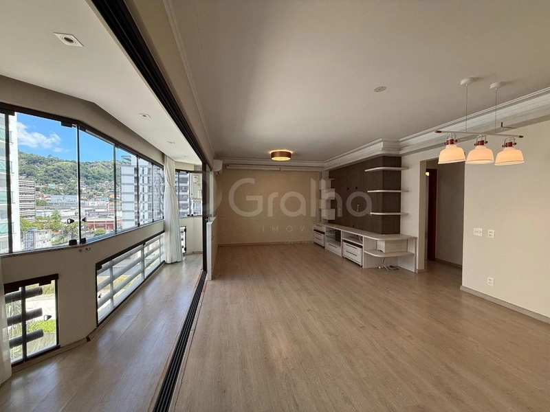Apartamento com 3 dormitórios (1 suíte) no Centro de Florianópolis.: 5ª foto da galeria de imagens do imóvel