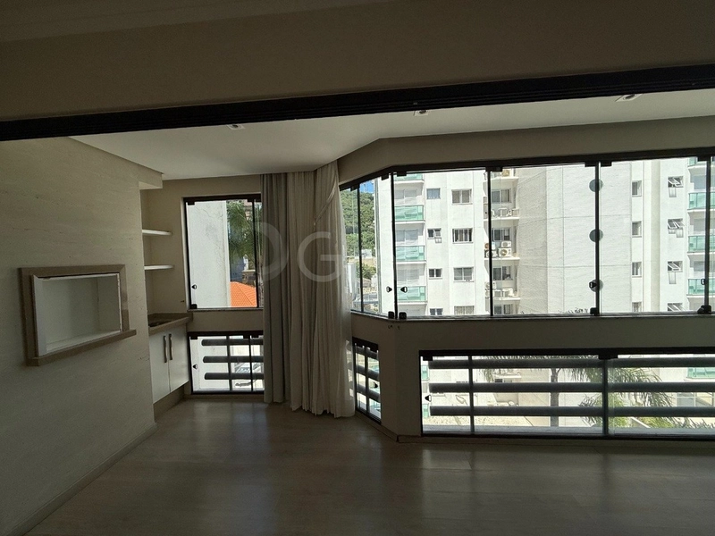 Apartamento com 3 dormitórios (1 suíte) no Centro de Florianópolis.: 6ª foto da galeria de imagens do imóvel