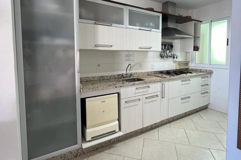 APARTAMENTO EM CONDOMÍNIO DE LUXO DE 3 QUARTOS (1 SUÍTE) NA BRAVA: 6ª foto da galeria de imagens do imóvel