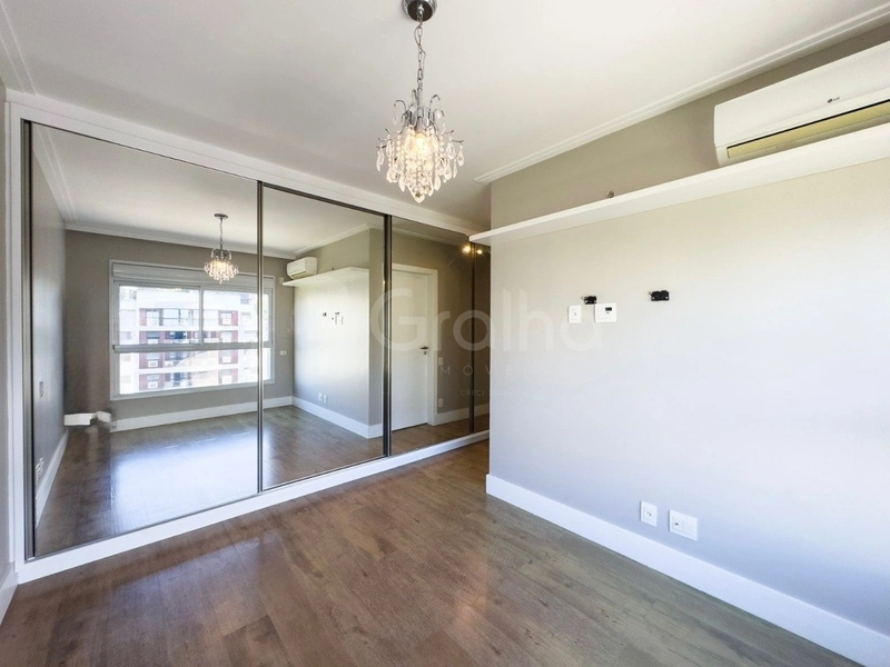 Apartamento de 101m² com 2 suítes na Agronômica: 16ª foto da galeria de imagens do imóvel