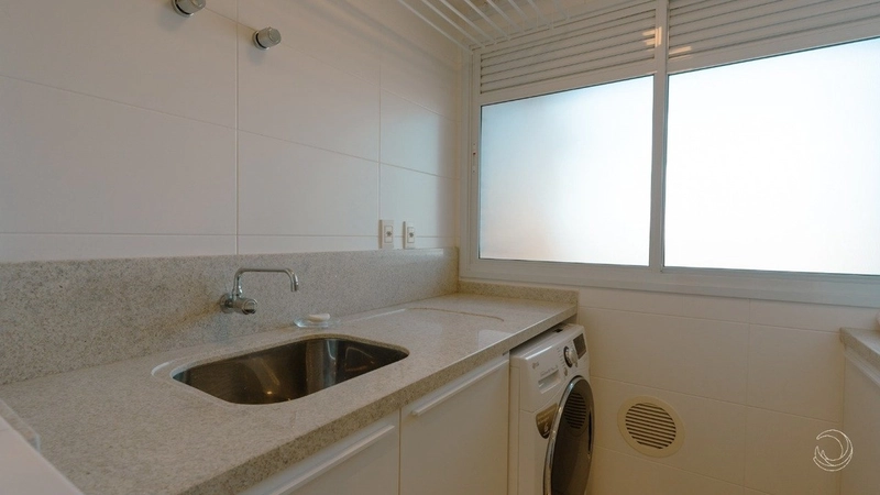 Apartamento de 128m² com 3 quartos sendo 1 suíte e 2 demi-suítes: 10ª foto da galeria de imagens do imóvel