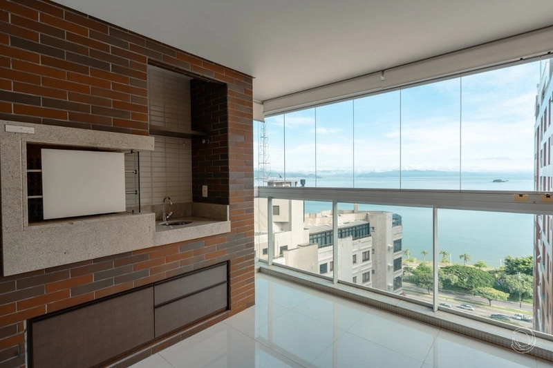 Apartamento de 128m² com 3 quartos sendo 1 suíte e 2 demi-suítes: 5ª foto da galeria de imagens do imóvel