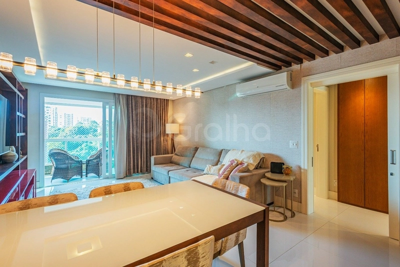 Apartamento mobiliado com 3 suítes, sacada com churrasqueira e 2 vagas: 2ª foto da galeria de imagens do imóvel