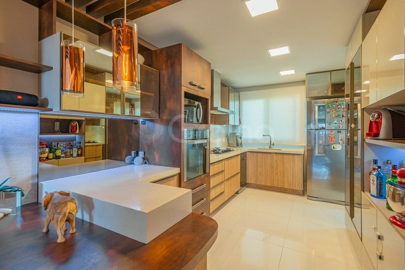 Apartamento mobiliado com 3 suítes, sacada com churrasqueira e 2 vagas: 9ª foto da galeria de imagens do imóvel