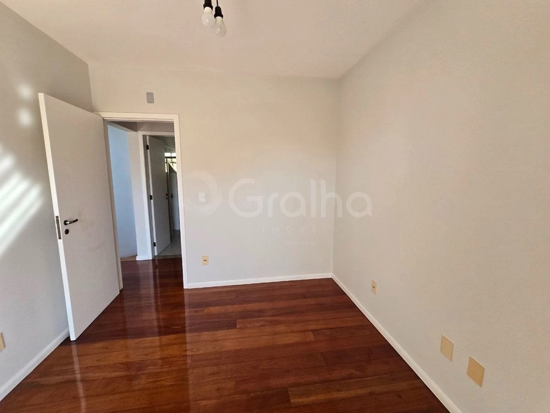 Casa residencial/comercial em Coqueiros com 4 quartos sendo 2 suítes: 40ª foto da galeria de imagens do imóvel