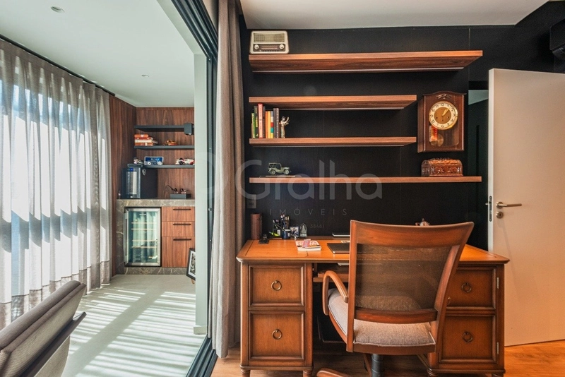 Apartamento de 180m² com 3 suítes no Centro e 4 vagas de garagem: 14ª foto da galeria de imagens do imóvel