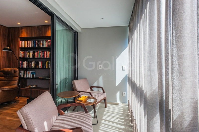 Apartamento de 180m² com 3 suítes no Centro e 4 vagas de garagem: 16ª foto da galeria de imagens do imóvel