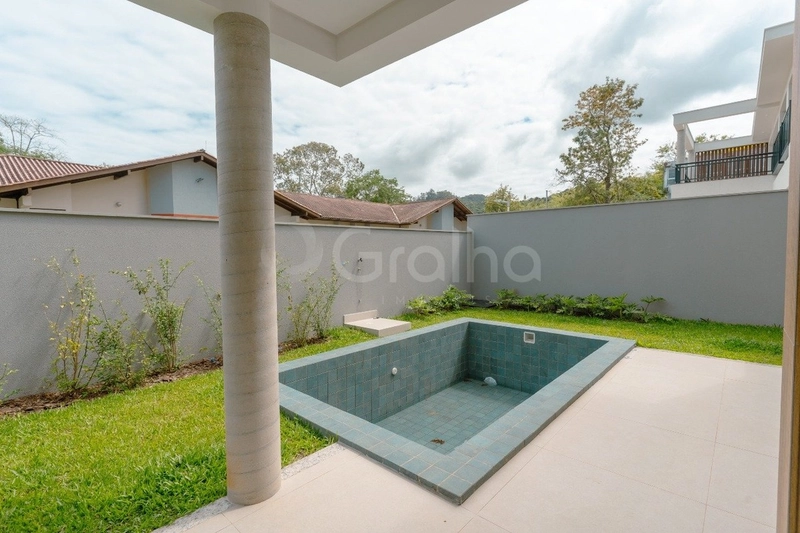 Casa em condomínio fechado em Cacupé com 4 suítes: 6ª foto da galeria de imagens do imóvel