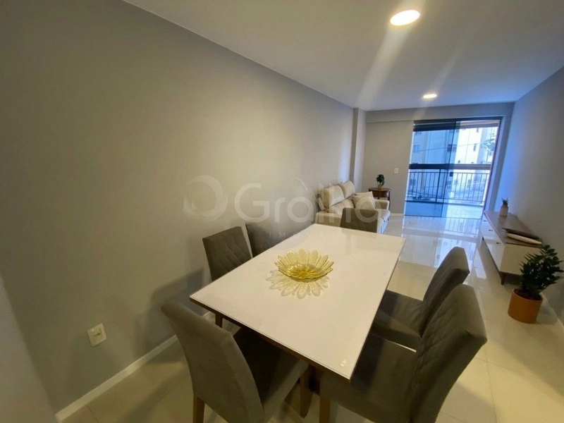 Apartamento próximo Shopping Beiramar de 2 quartos (suíte): 3ª foto da galeria de imagens do imóvel