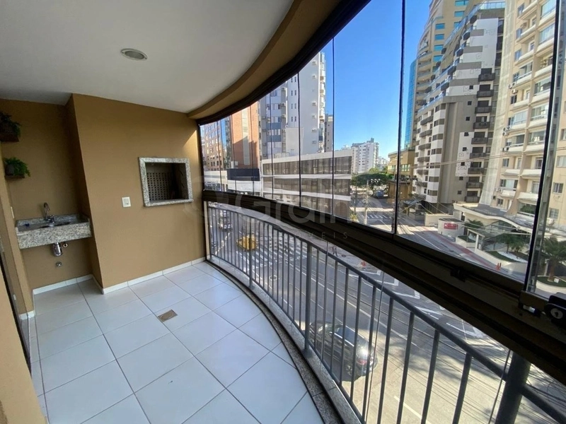 Apartamento próximo Shopping Beiramar de 2 quartos (suíte): 8ª foto da galeria de imagens do imóvel