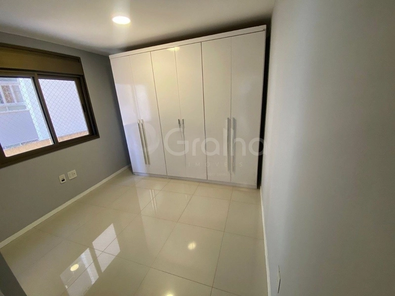 Apartamento próximo Shopping Beiramar de 2 quartos (suíte): 18ª foto da galeria de imagens do imóvel