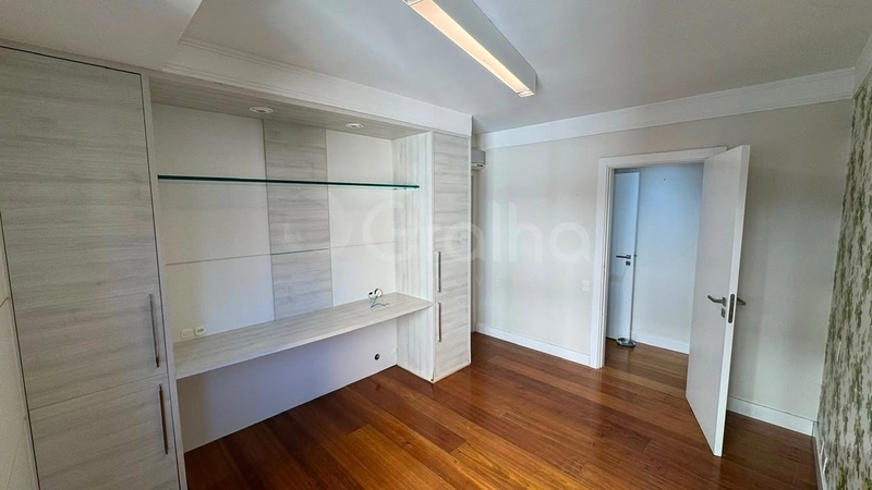 Apartamento com 4 quartos sendo 2 suítes na Agronômica: 14ª foto da galeria de imagens do imóvel