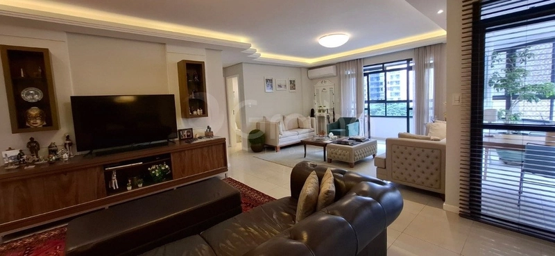 Apartamento de 203m² priv. com 4 quartos sendo 2 suítes no Centro: 6ª foto da galeria de imagens do imóvel