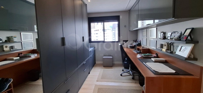 Apartamento de 203m² priv. com 4 quartos sendo 2 suítes no Centro: 20ª foto da galeria de imagens do imóvel