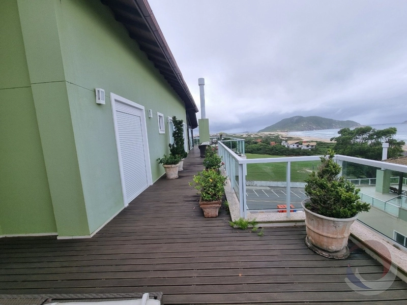 Linda cobertura no Santinho com 5 suítes e 4 vagas de garagem: 19ª foto da galeria de imagens do imóvel