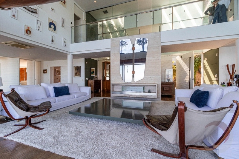 Espetacular casa em Condomínio Fechado no Cacupé: 2ª foto da galeria de imagens do imóvel