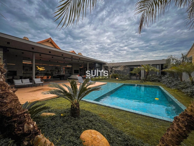 Belíssima casa à venda em Atlântida: 1ª foto da galeria de imagens do imóvel