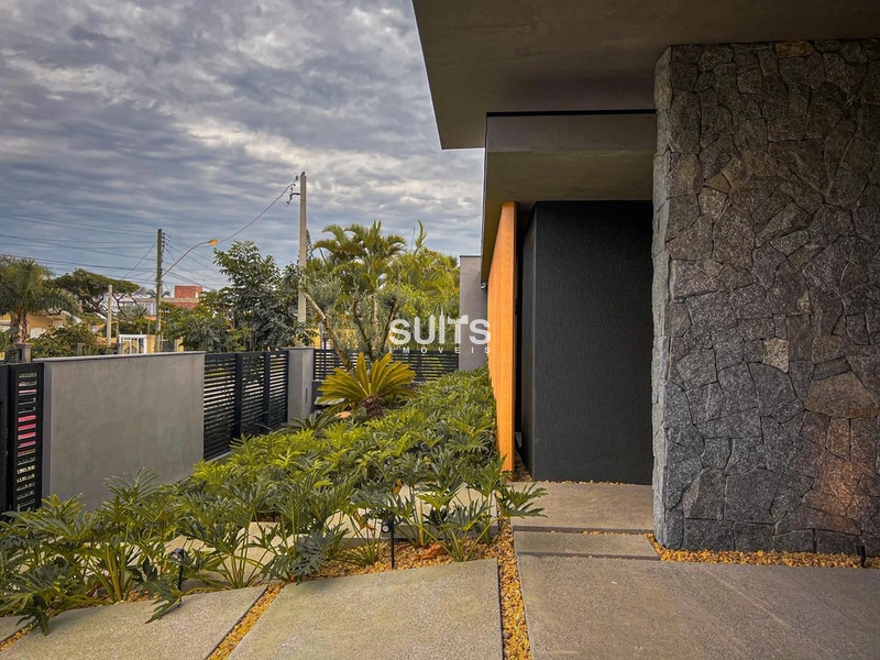 Belíssima casa à venda em Atlântida: 6ª foto da galeria de imagens do imóvel