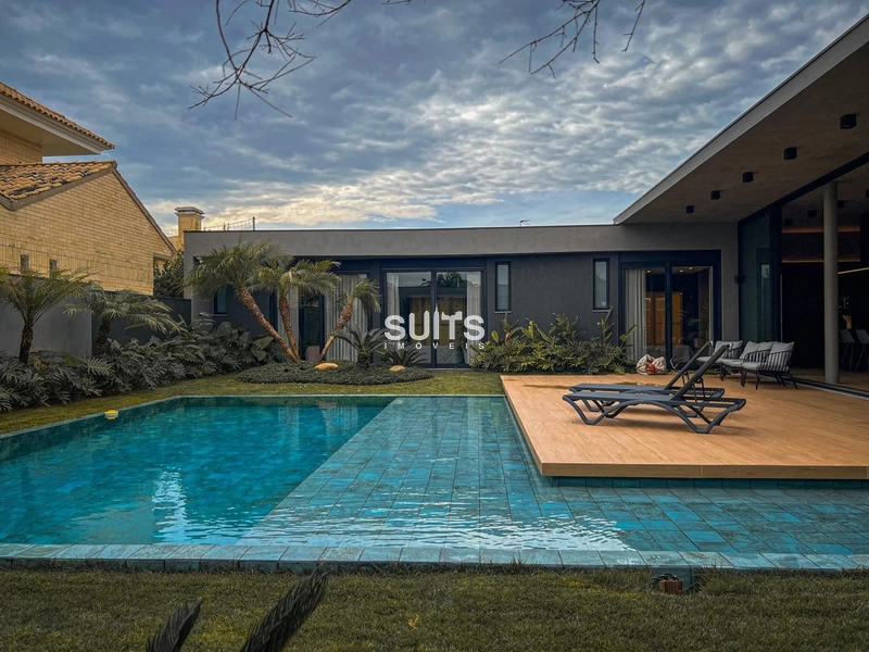 Belíssima casa à venda em Atlântida: 40ª foto da galeria de imagens do imóvel