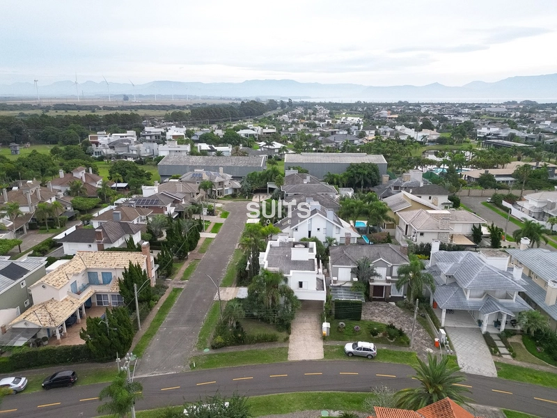 Excelente sobrado à venda no condomínio Lagos Park: 5ª foto da galeria de imagens do imóvel